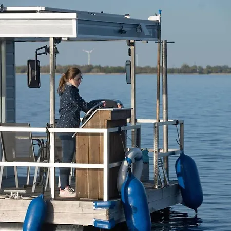 Seehausboot/geiseltalsee Inkl. 2 Sups Und Kanu * Braunsbedra