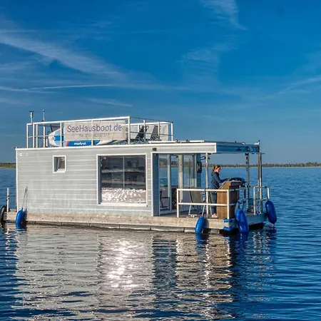 Seehausboot/geiseltalsee Inkl. 2 Sups Und Kanu