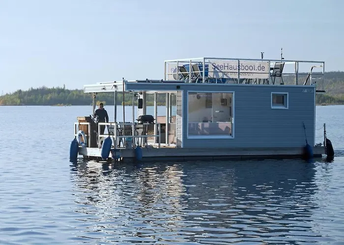 Seehausboot/geiseltalsee Inkl. 2 Sups Und Kanu Braunsbedra