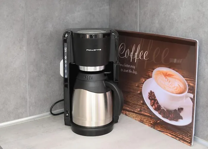 Seehausboot/geiseltalsee Inkl. 2 Sups Und Kanu *