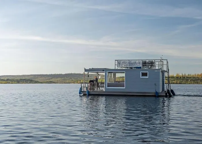 Ботель Seehausboot/geiseltalsee Inkl. 2 Sups Und Kanu