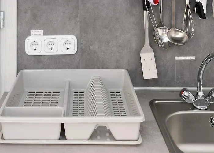 Ботель Seehausboot/geiseltalsee Inkl. 2 Sups Und Kanu *