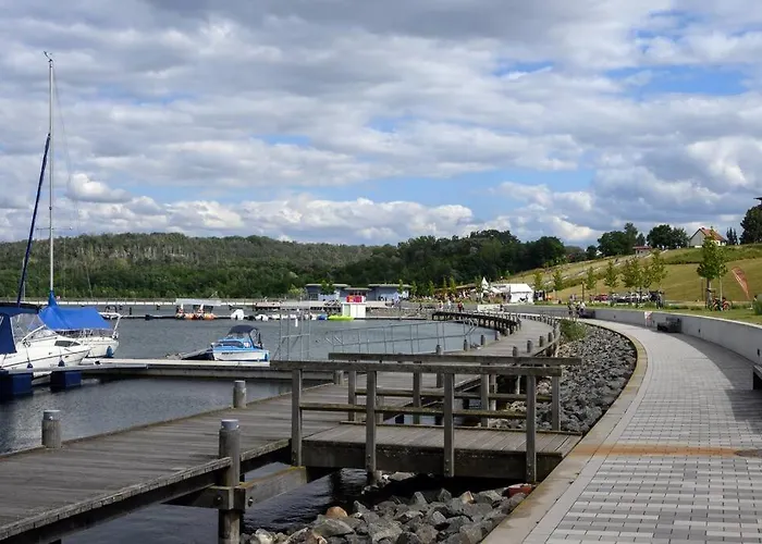 Seehausboot/geiseltalsee Inkl. 2 Sups Und Kanu Ботель *