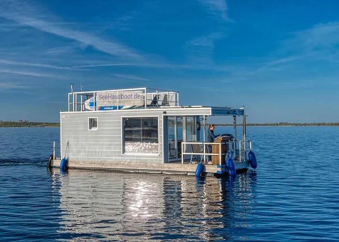 Seehausboot/geiseltalsee Inkl. 2 Sups Und Kanu